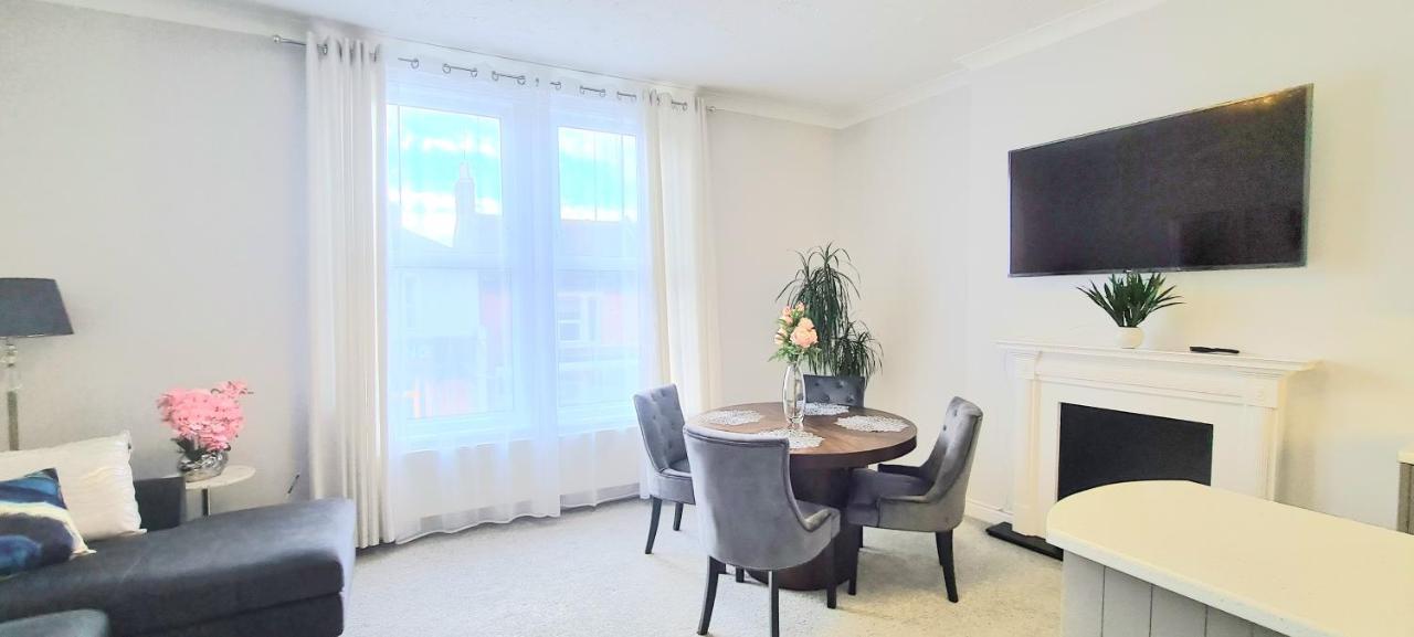 Spacious 3 Bed Flat Near The Sea With Parking Bournemouth Exterior photo